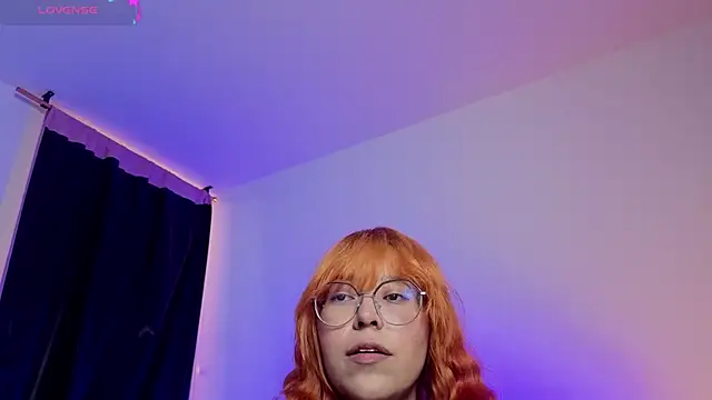 _Moon_Johnson webcam