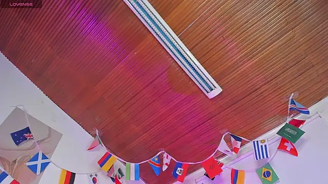 Amelie_Wine webcam