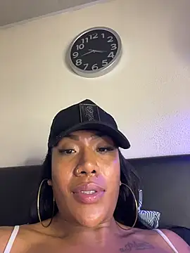 PilarBigCockxxx webcam