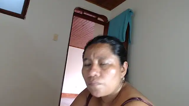 adrixxx38 webcam
