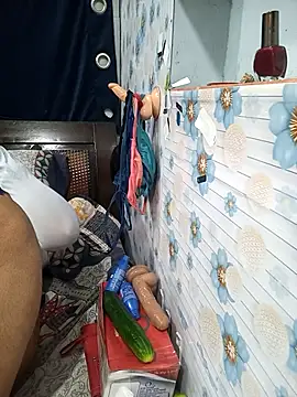 tina8th live cam on StripChat
