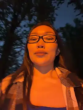 trytomakememoam webcam