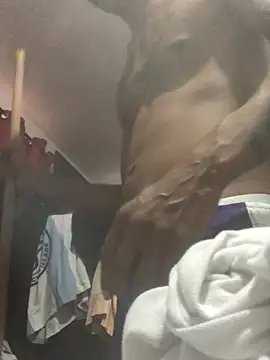 elpeluchenegroxxx3 webcam