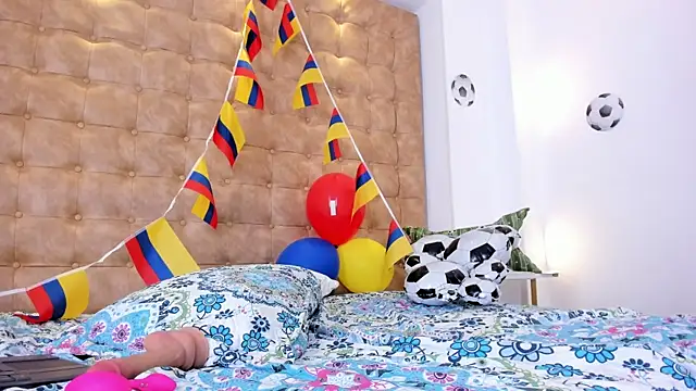 violet_giraldo webcam