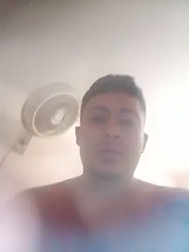 leo_yeshua27 webcam