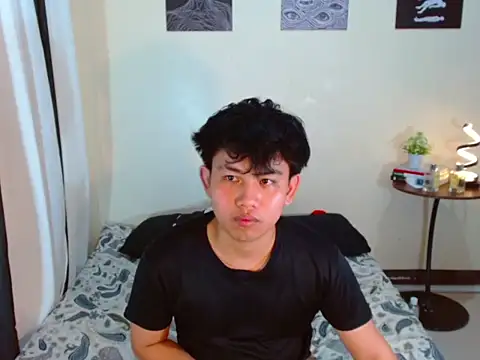 charliebighead (M young) - cumshoot