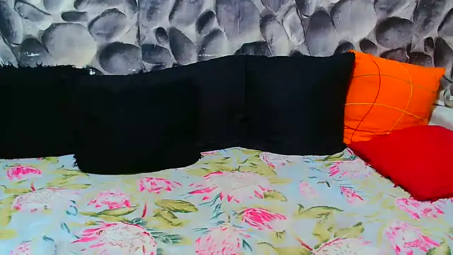 AfricanBigAssxx98 webcam