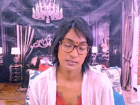 IndianRebel4u2Luv webcam