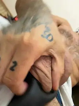 Big_Dick_Titan webcam