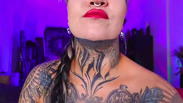 MistressDarkSindel webcam