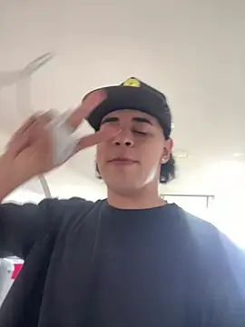 Maximuz1920 webcam