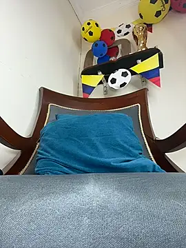 LilaRvsh webcam