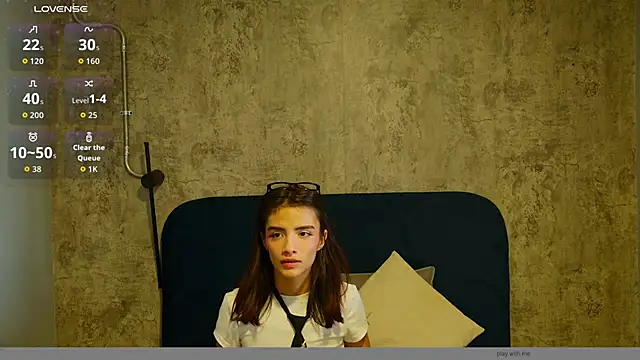Charlott__18 webcam