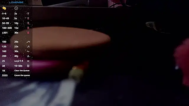 Valerymoon19 webcam