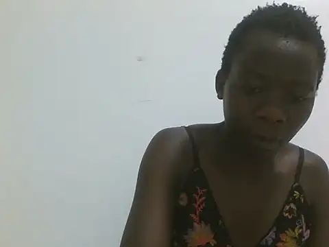 Misscurvy2 webcam