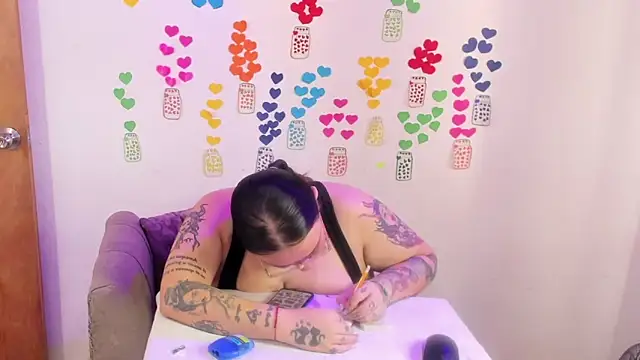 MiaYMolly webcam