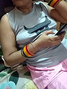 O_My_GoodnesS webcam