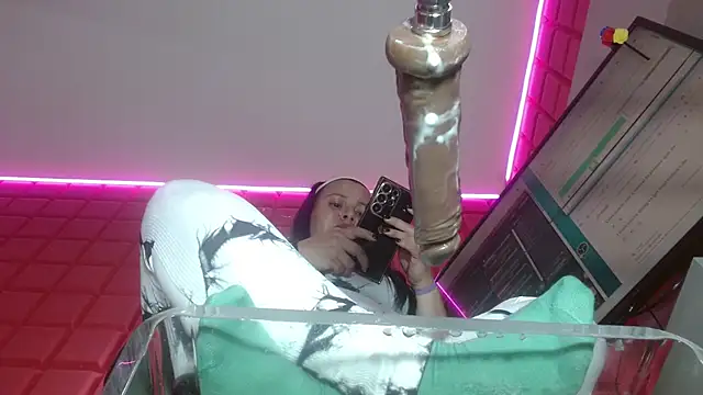 sammyEvans__ webcam