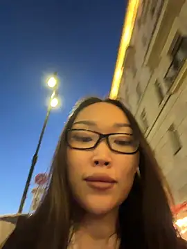 trytomakememoam webcam