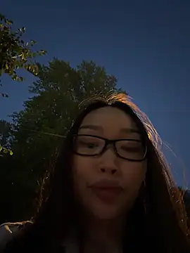 trytomakememoam webcam