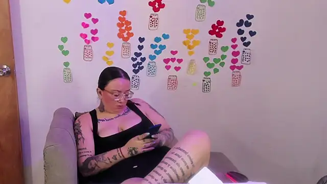 MiaYMolly webcam
