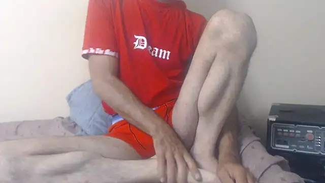 yvesstorm1 webcam