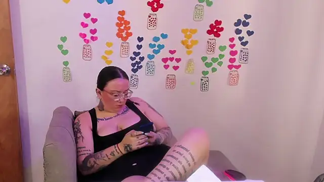 MiaYMolly webcam