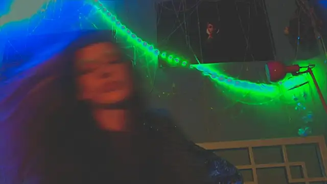 VivienDarkbloom webcam