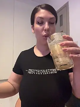 clarapasssion - ClaraPasssion's free webcam - UK Sex Cams