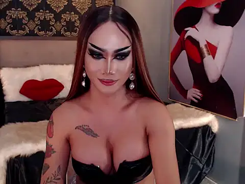 RhondaFlirtyDOM webcam