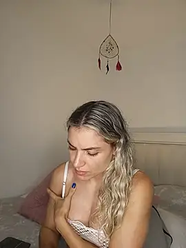 ASHLEY_BLAIR webcam