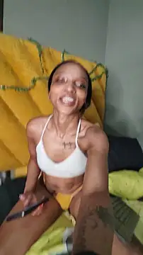 FreakySag_8888 webcam