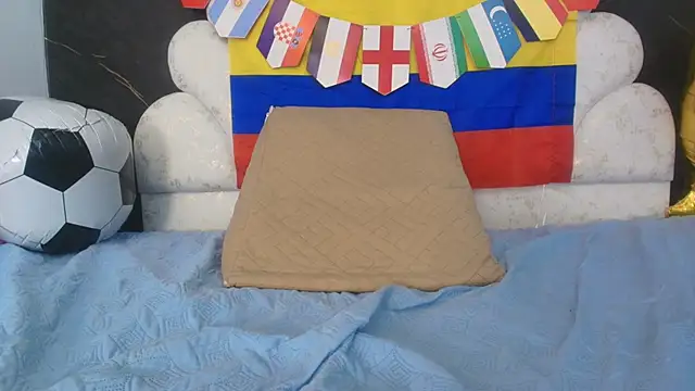 kissme_luna webcam
