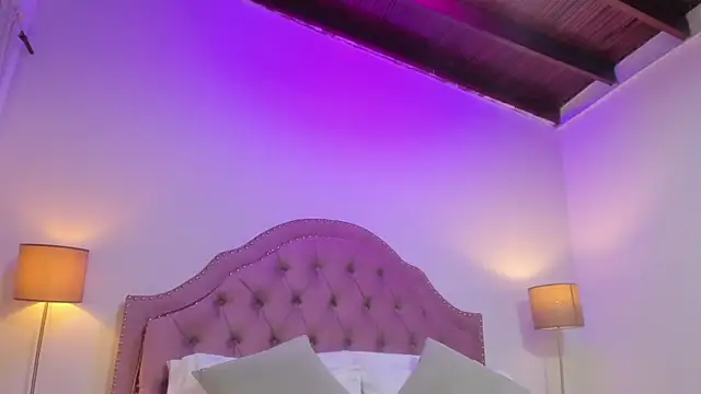 Mia_Culpa live sex cam