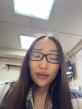 trytomakememoam webcam