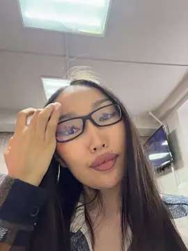 trytomakememoam webcam