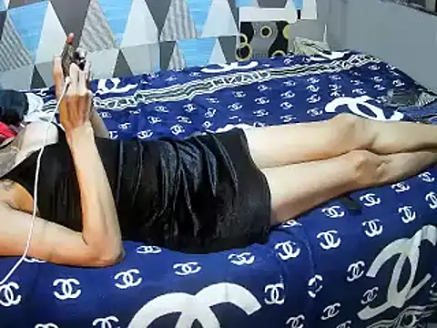Trish_CurveCock webcam