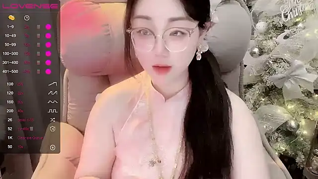 Monica-666888- webcam