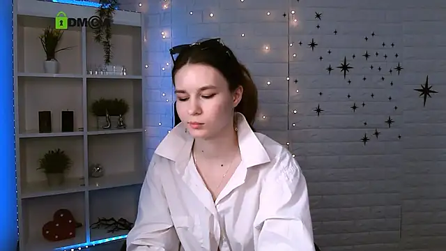 angie_foxy1 webcam