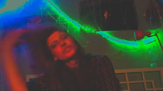 VivienDarkbloom webcam
