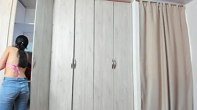 pinky_f00x webcam