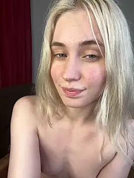 LovelyMiu webcam