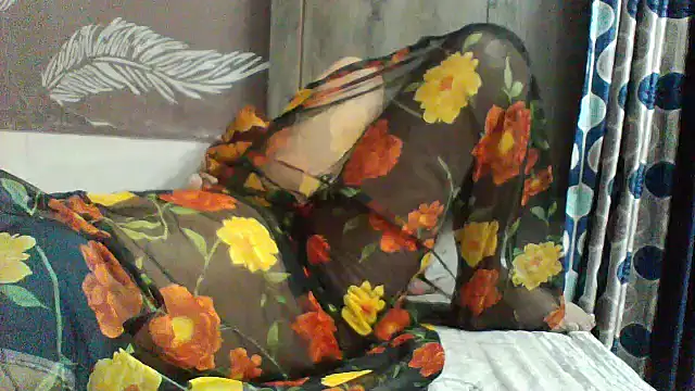 shalini_fire webcam