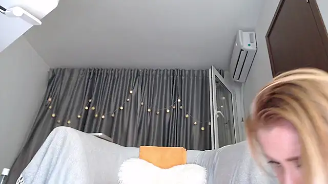 Babe_Licious webcam