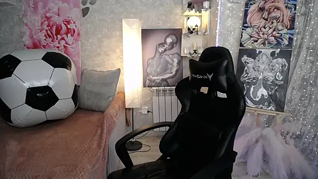 NickyAdamidi live cam on StripChat