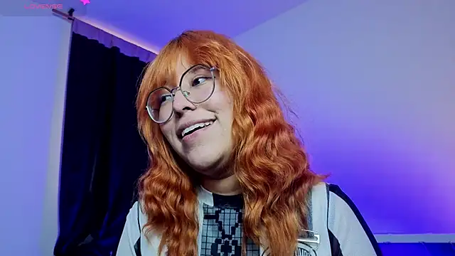 _Moon_Johnson webcam