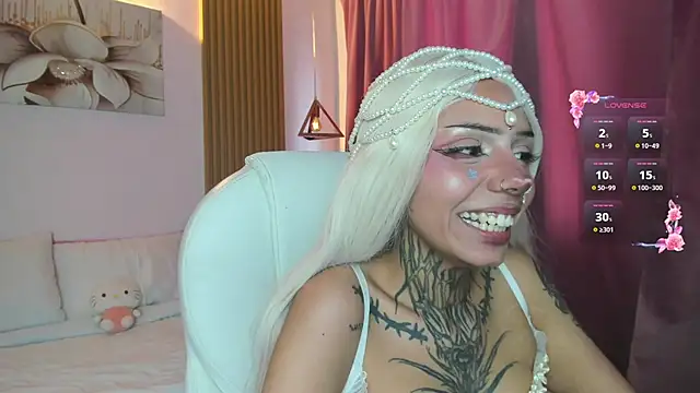 KoraRousee webcam