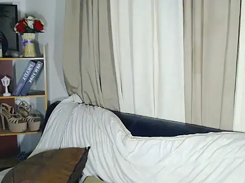 Savanna_White webcam