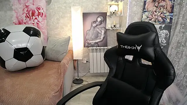 NickyAdamidi webcam