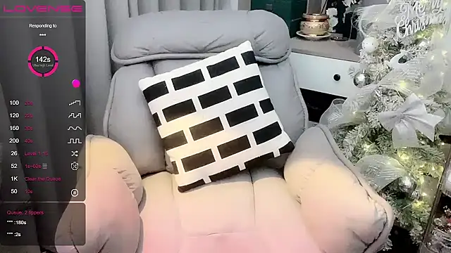 Monica-666888- webcam